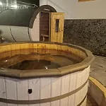 Illaberek Vendeghaz Guest house