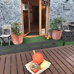 Illaberek Vendeghaz