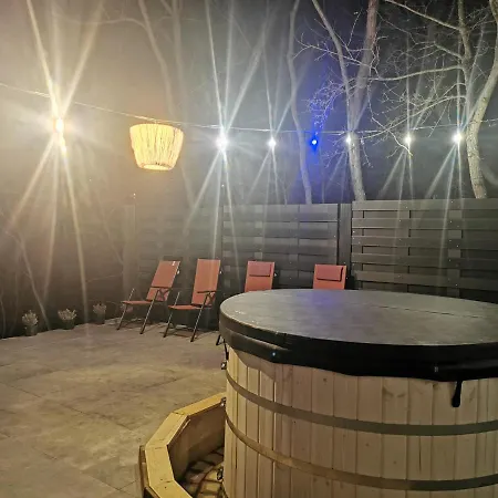 Pensjonat Illaberek Vendeghaz Sukoró