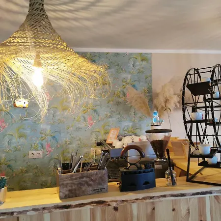 Pensjonat Illaberek Vendeghaz *