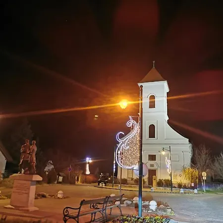 Illaberek Vendeghaz Sukoro