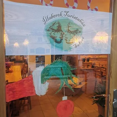 Illaberek Vendeghaz Guest house